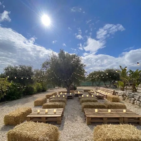 Le Tenute Di Punta Bianca Bed & Breakfast *